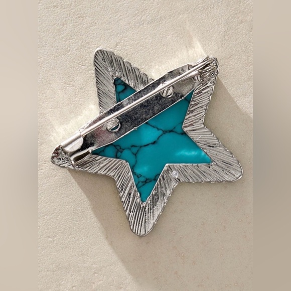 Free People High Roller Brooch - Picture 3 of 3